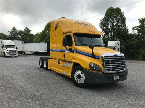 Mar 31, 2022 Penske Used Trucks, a business unit of Penske Truck Leasing, is a leading seller of high-quality late-model used commercial trucks to retail, used truck dealers and corporate truck fleet buyers. . Penskeused trucks